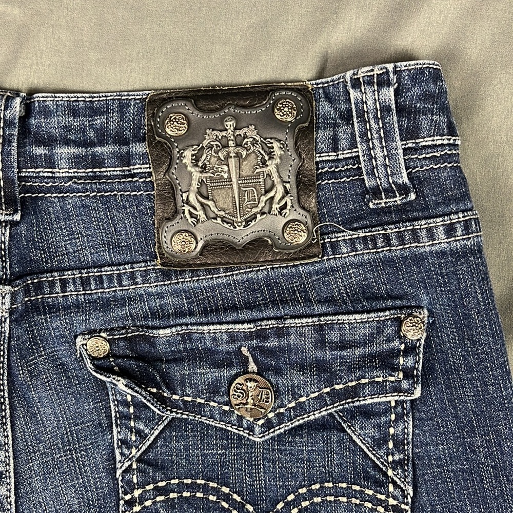 Silver Dagger Denim Capri | Size 31